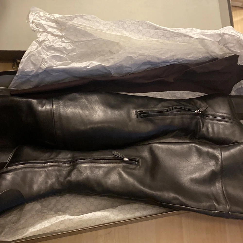 STUNNING & RARE ✨ Gucci Black Leather Lillian Over-The-Knee Horsebit Boots